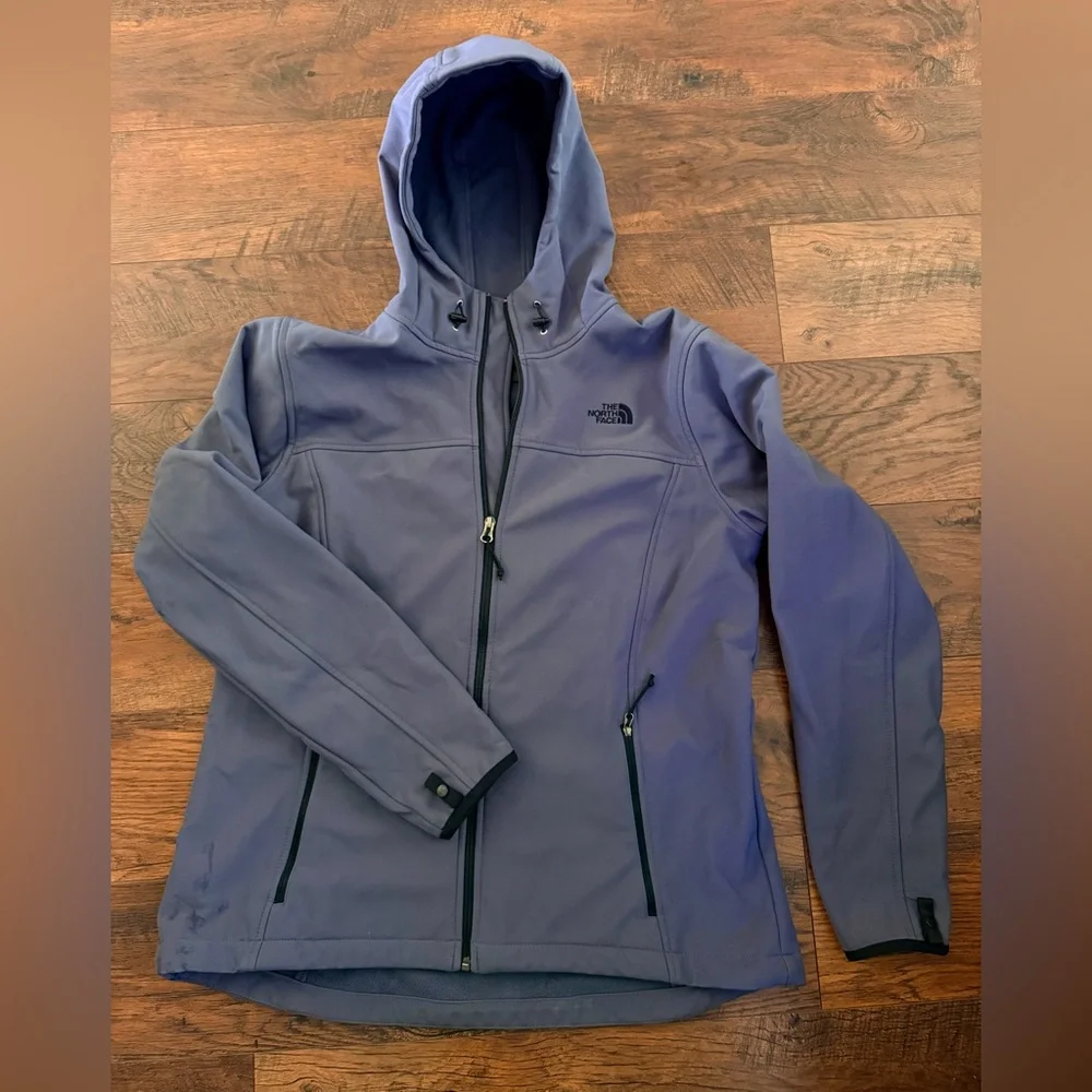 The North Face Women's Purple water resistant hooded Jacket. Sz XL - Picture 1 of 5